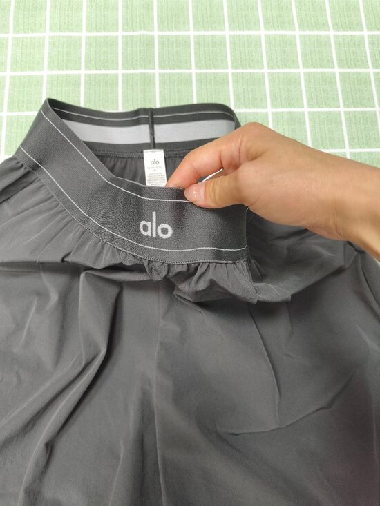 Brand New Alo Yoga Trouser- Deep Gray  (Regular)💻💼 - Picture 3 of 8